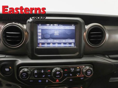 Used 2023 Jeep Wrangler Unlimited w/ Cold Weather Group AWD/4WD image 12