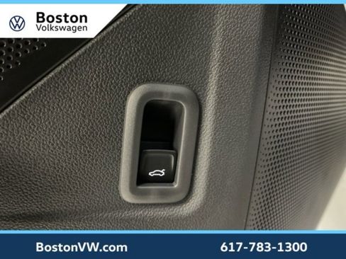 New 2026 Volkswagen Tiguan SE R-Line image 30