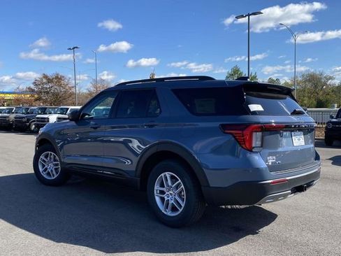 New 2026 Ford Explorer Active image 5