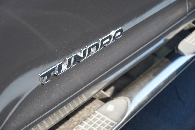 Used 2018 Toyota Tundra SR5 w/ SR5 Upgrade Package RWD image 10
