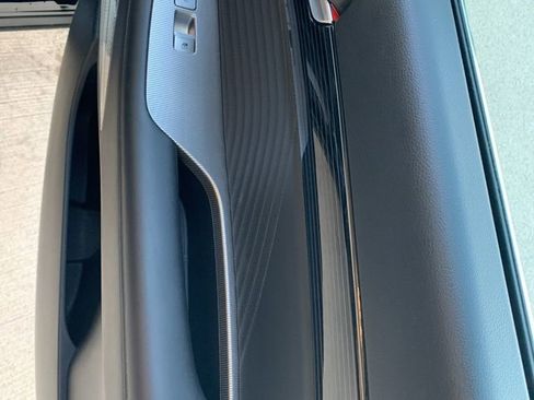 Used 2023 Hyundai Palisade Calligraphy image 27