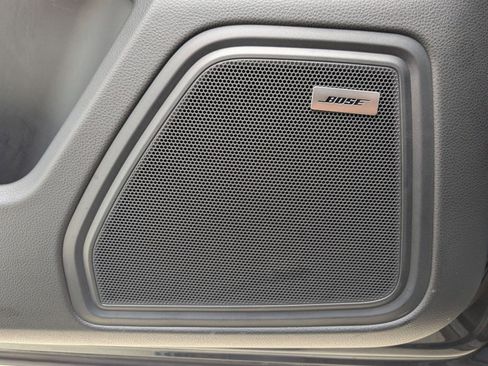 Certified 2026 Porsche Macan image 14