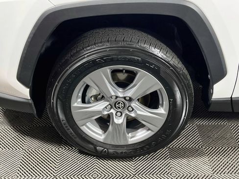 Certified 2025 Toyota RAV4 XLE AWD/4WD image 27