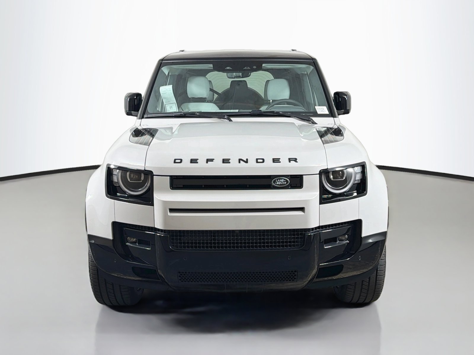 Used 2026 Land Rover Defender 110 X-Dynamic SE AWD/4WD image 8