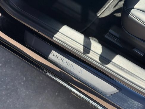 Used 2021 Tesla Model 3 Long Range AWD/4WD image 27