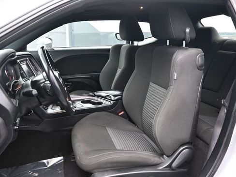 Used 2023 Dodge Challenger GT RWD image 5