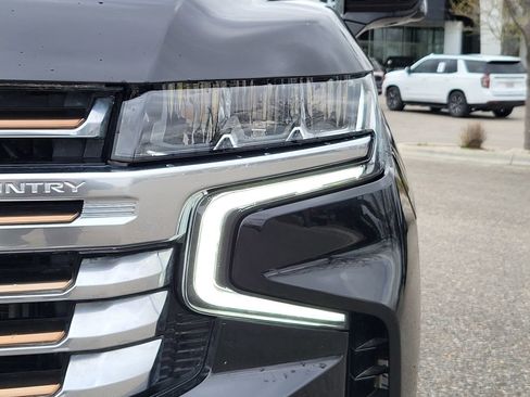 Used 2022 Chevrolet Suburban High Country w/ Max Trailering Package AWD/4WD image 38