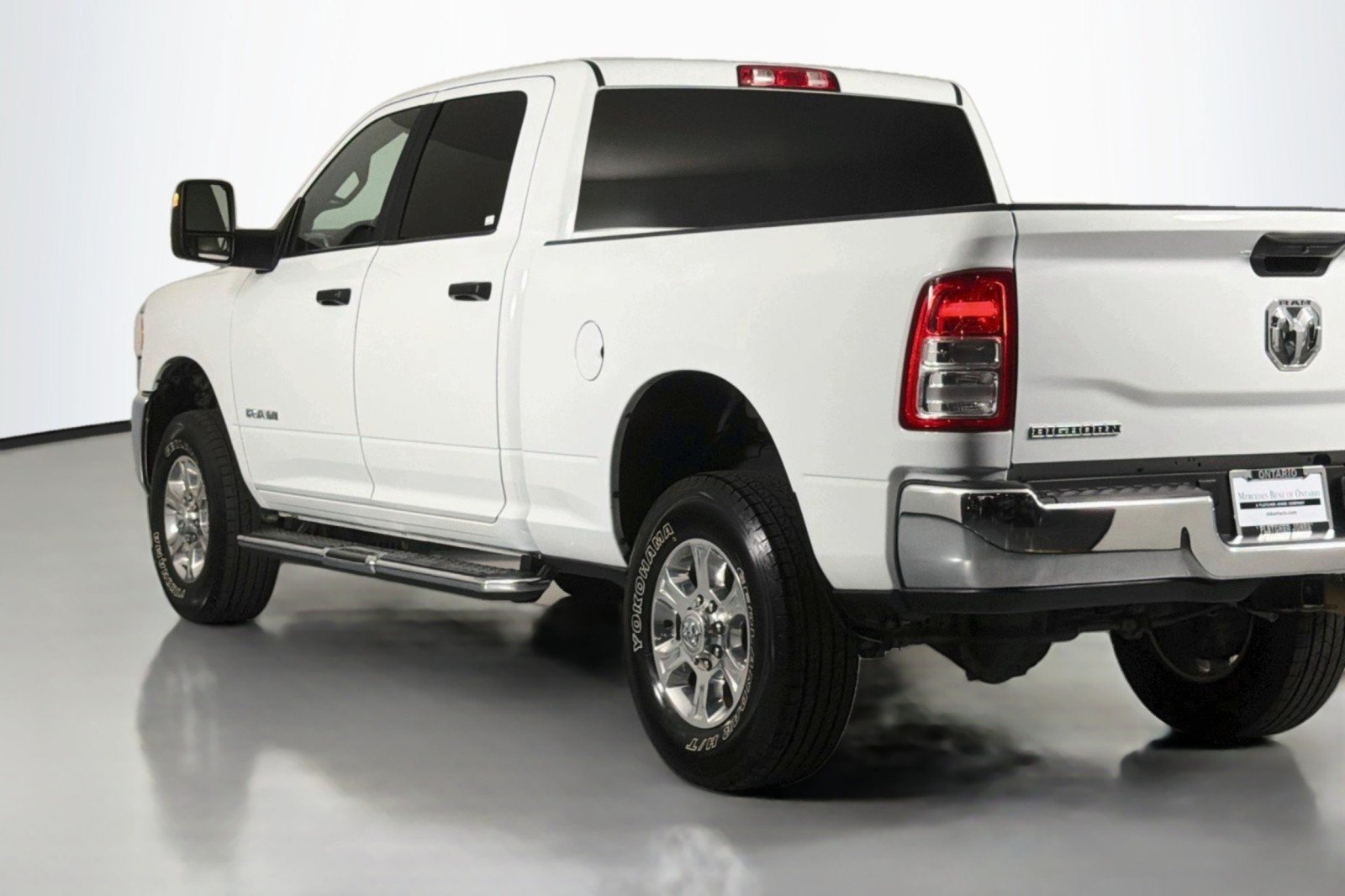 Used 2023 RAM 2500 Big Horn w/ Level 1 Equipment Group AWD/4WD image 17