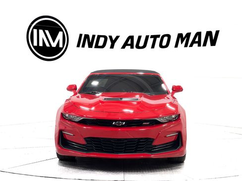Used 2020 Chevrolet Camaro SS RWD image 9
