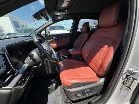 Used 2023 Kia Sportage SX FWD image 21