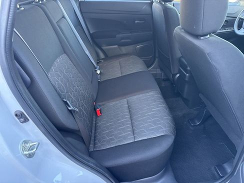 Used 2025 Mitsubishi Outlander Sport ES image 25