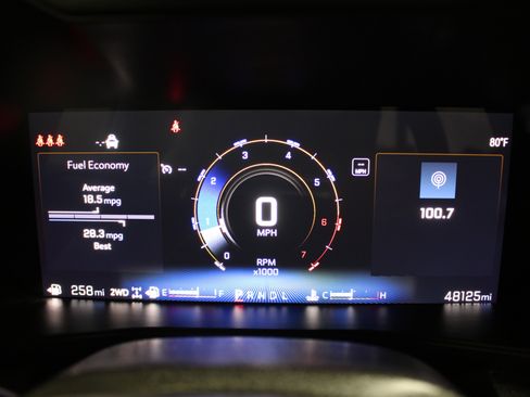 Used 2025 Chevrolet Colorado Trail Boss AWD/4WD image 14