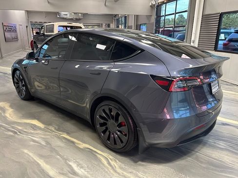 Used 2021 Tesla Model Y Performance AWD/4WD image 33