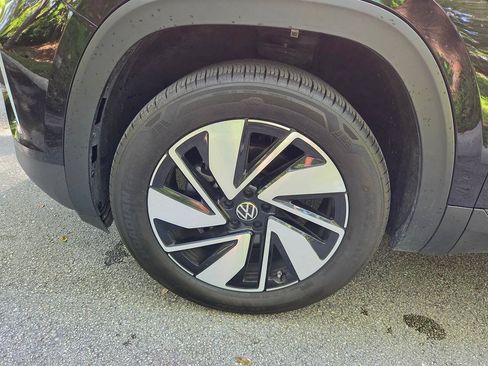 Used 2026 Volkswagen Atlas SE FWD image 18