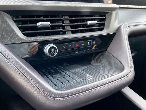 Used 2025 Ford Explorer Platinum w/ LUX Leather Package image 68