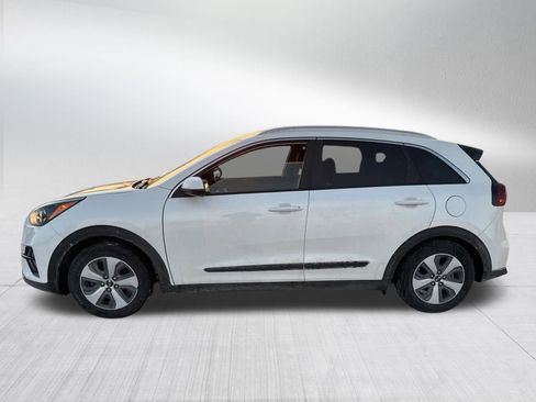 Used 2021 Kia Niro LX image 6