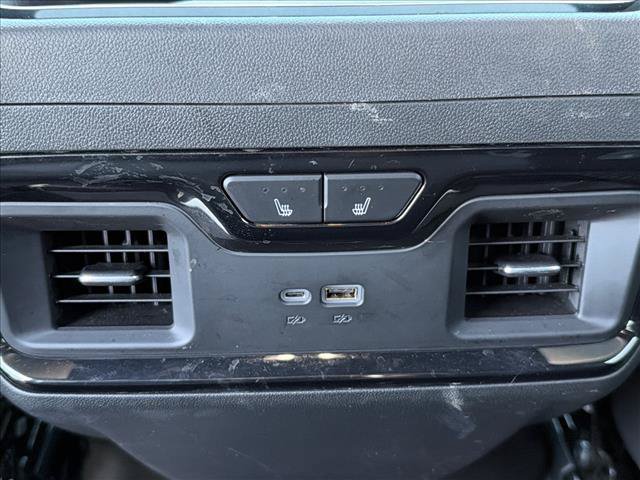 Certified 2025 GMC Sierra 1500 AT4 w/ AT4 Premium Package AWD/4WD image 19