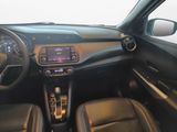 Used 2018 Nissan Kicks SV image 3