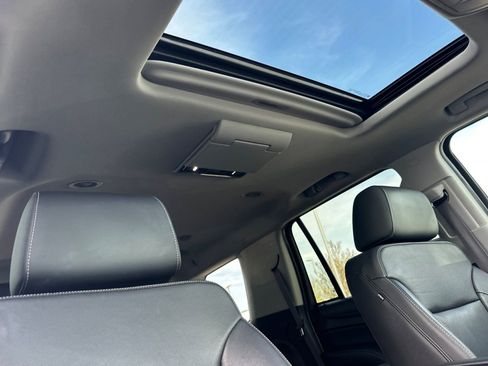 Used 2017 Chevrolet Tahoe Premier image 18