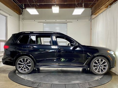 Used 2021 BMW X7 M50i w/ Executive Package AWD/4WD image 10