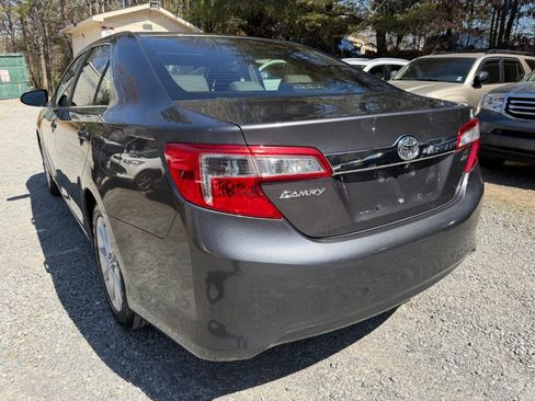 Used 2014 Toyota Camry XLE image 4