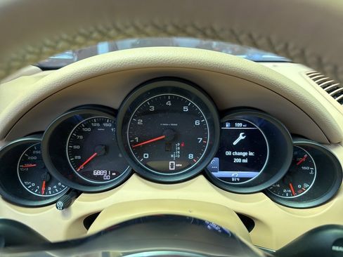 Used 2016 Porsche Cayenne image 4