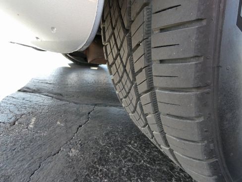 Used 2005 Chevrolet SSR Base 2D Standard Cab w/ Preferred Equipment Group image 13