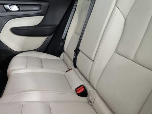 Certified 2026 Volvo XC40 B5 Plus w/ Protection Package Premier AWD/4WD image 44