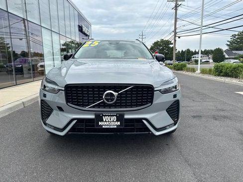 Used 2025 Volvo XC60 B5 Plus AWD/4WD image 7