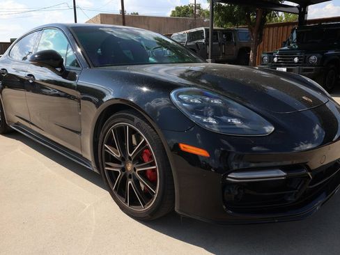 Used 2020 Porsche Panamera GTS AWD/4WD image 3