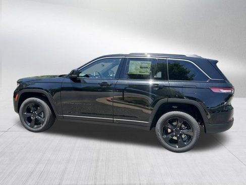 New 2026 Jeep Grand Cherokee Limited AWD/4WD image 8