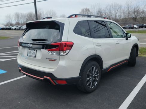 Used 2023 Subaru Forester Sport image 3