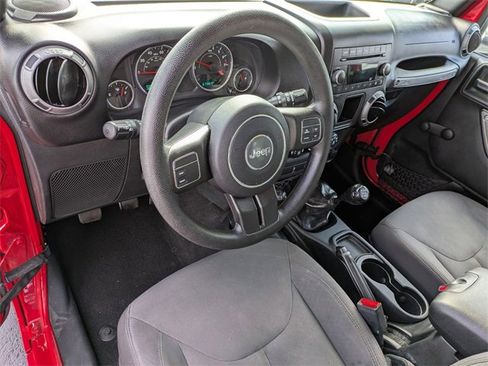 Certified 2017 Jeep Wrangler Unlimited Sport image 10