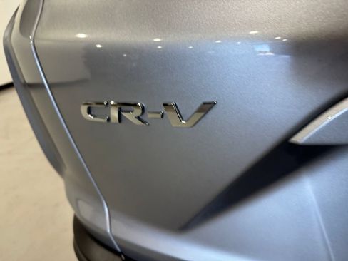Used 2021 Honda CR-V Touring image 29