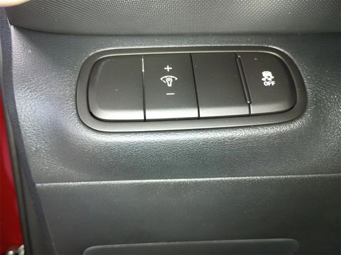 New 2026 Hyundai Venue SE image 10