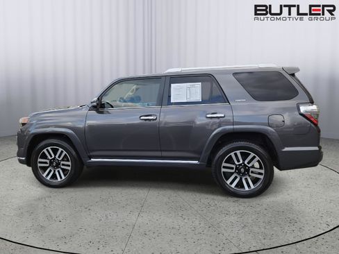 Used 2018 Toyota 4Runner Limited image 8