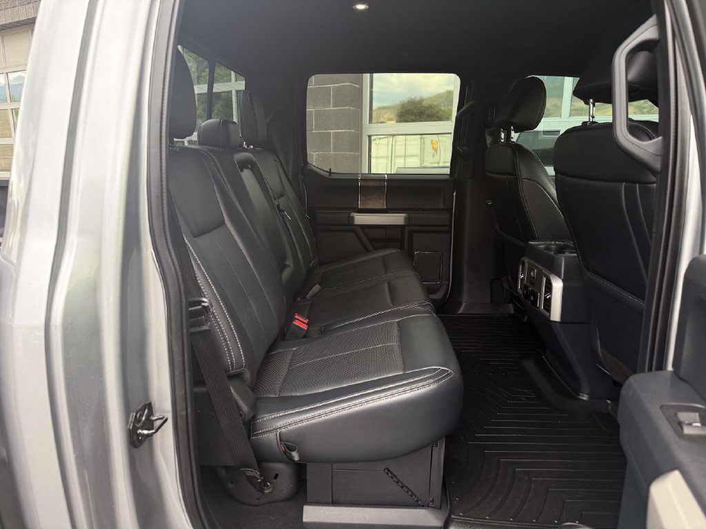 Used 2022 Ford F250 Lariat w/ Black Appearance Package AWD/4WD image 39