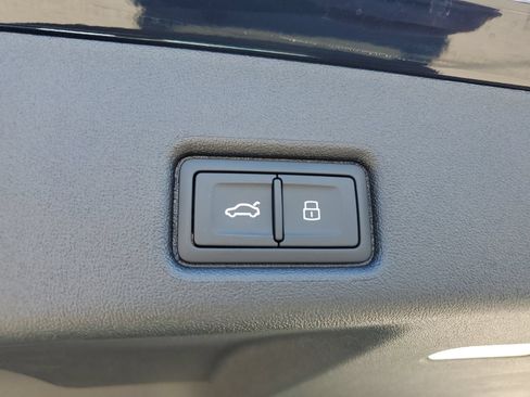 New 2026 Audi Q5 Premium AWD/4WD image 9