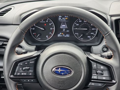 Used 2024 Subaru Crosstrek 2.5i Limited AWD/4WD image 12