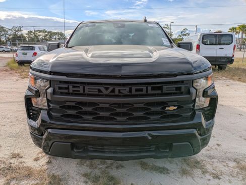 Used 2022 Chevrolet Silverado 1500 Custom image 8