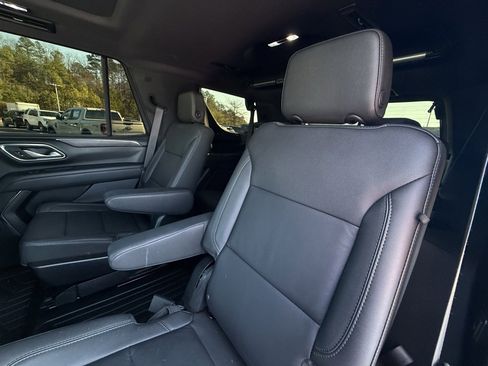 Used 2024 Chevrolet Tahoe Z71 w/ Luxury Package image 27