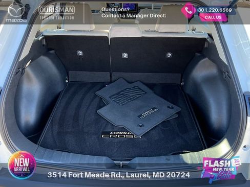 Used 2024 Toyota Corolla Cross L image 20