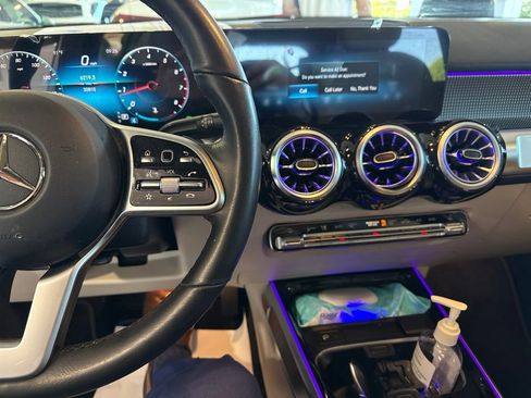 Certified 2022 Mercedes-Benz GLB 250 image 4