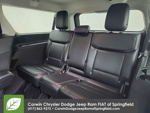 Used 2025 Ford Expedition Max Platinum AWD/4WD image 23
