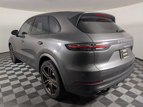 Certified 2021 Porsche Cayenne S AWD/4WD image 3