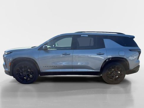 Used 2024 Chevrolet Traverse RS AWD/4WD image 2