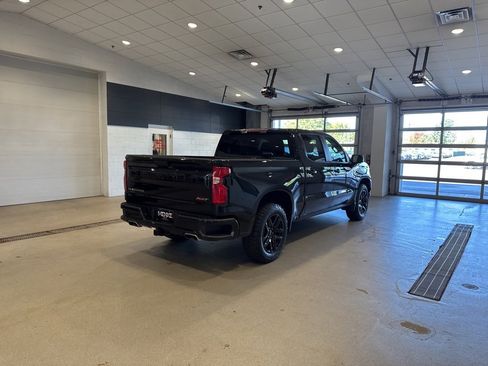 Used 2023 Chevrolet Silverado 1500 RST image 6