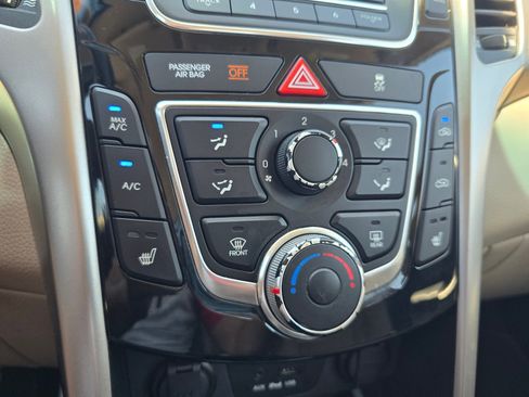 Used 2013 Hyundai Elantra GT w/ Touch & Go Pkg FWD image 20