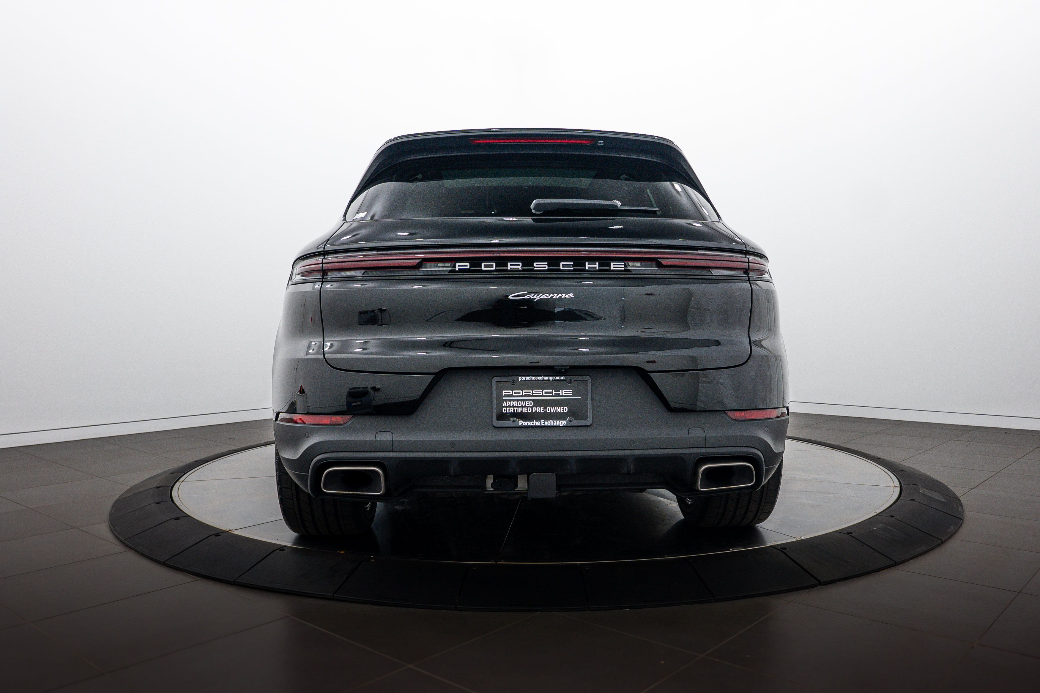 Certified 2026 Porsche Cayenne AWD/4WD image 6