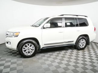 Used 2021 Toyota Land Cruiser video 2
